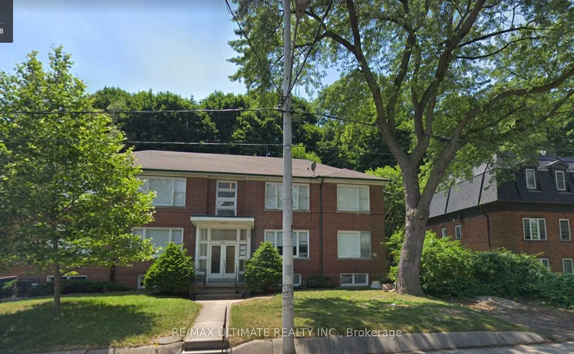 #11 230 South Kingsway, Toronto W01, On, M6s 3t9