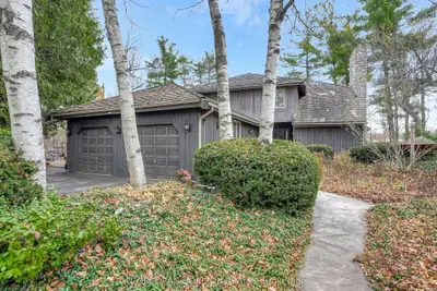 Detached in Milton