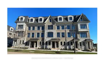 Att/Row/Townhouse in Oakville