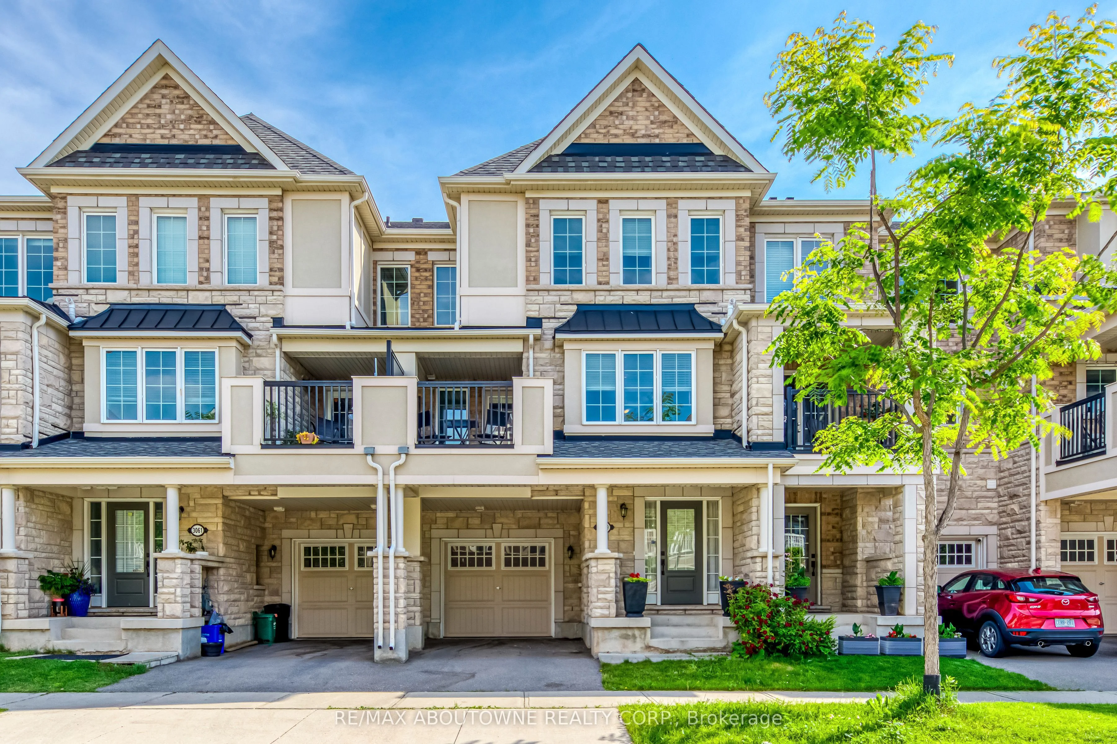 3059 Mistletoe Gardens, Oakville, On L6m 0y8