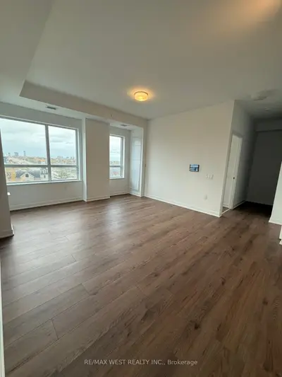 Condo Apartment in Oakville