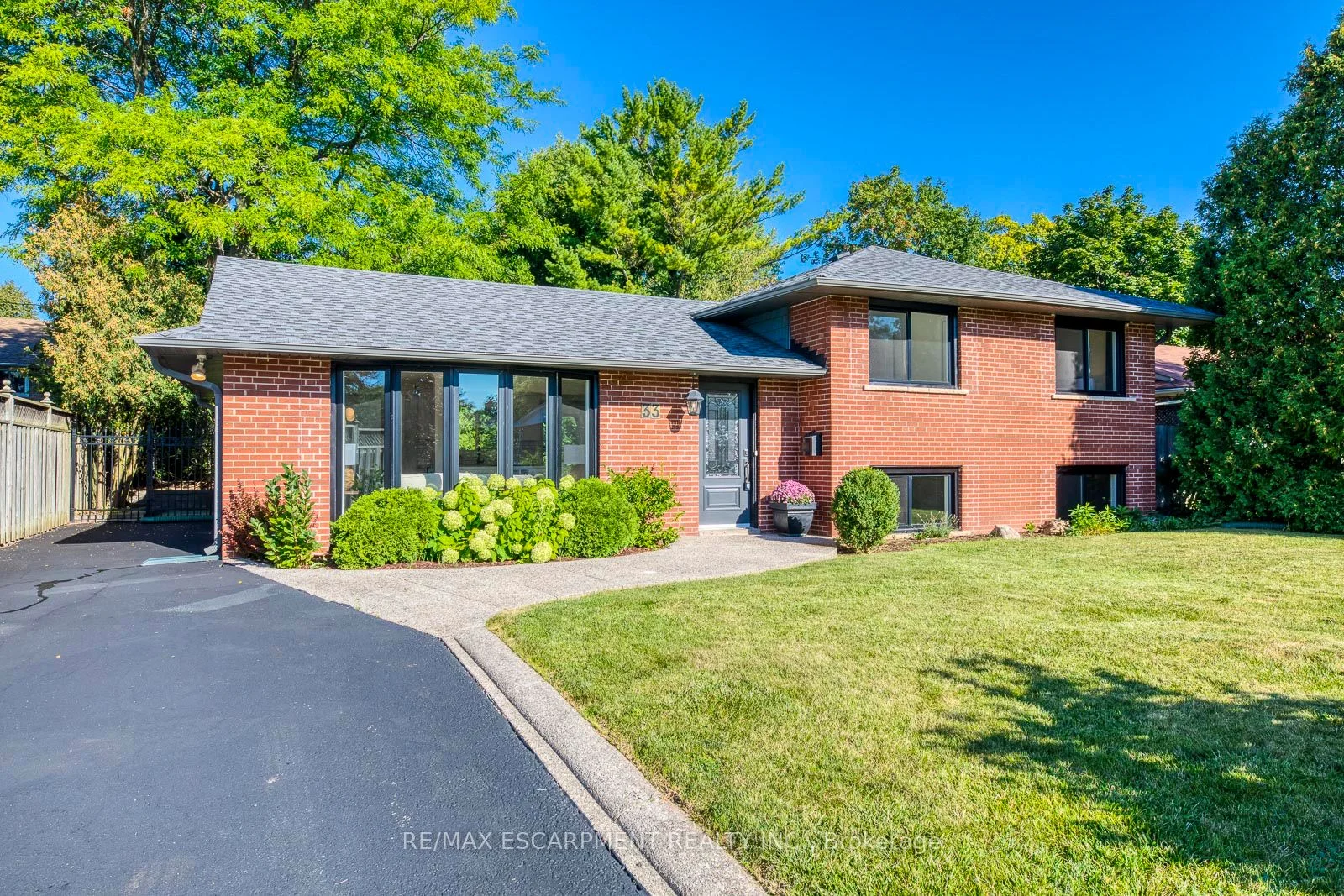 Detached in Oakville