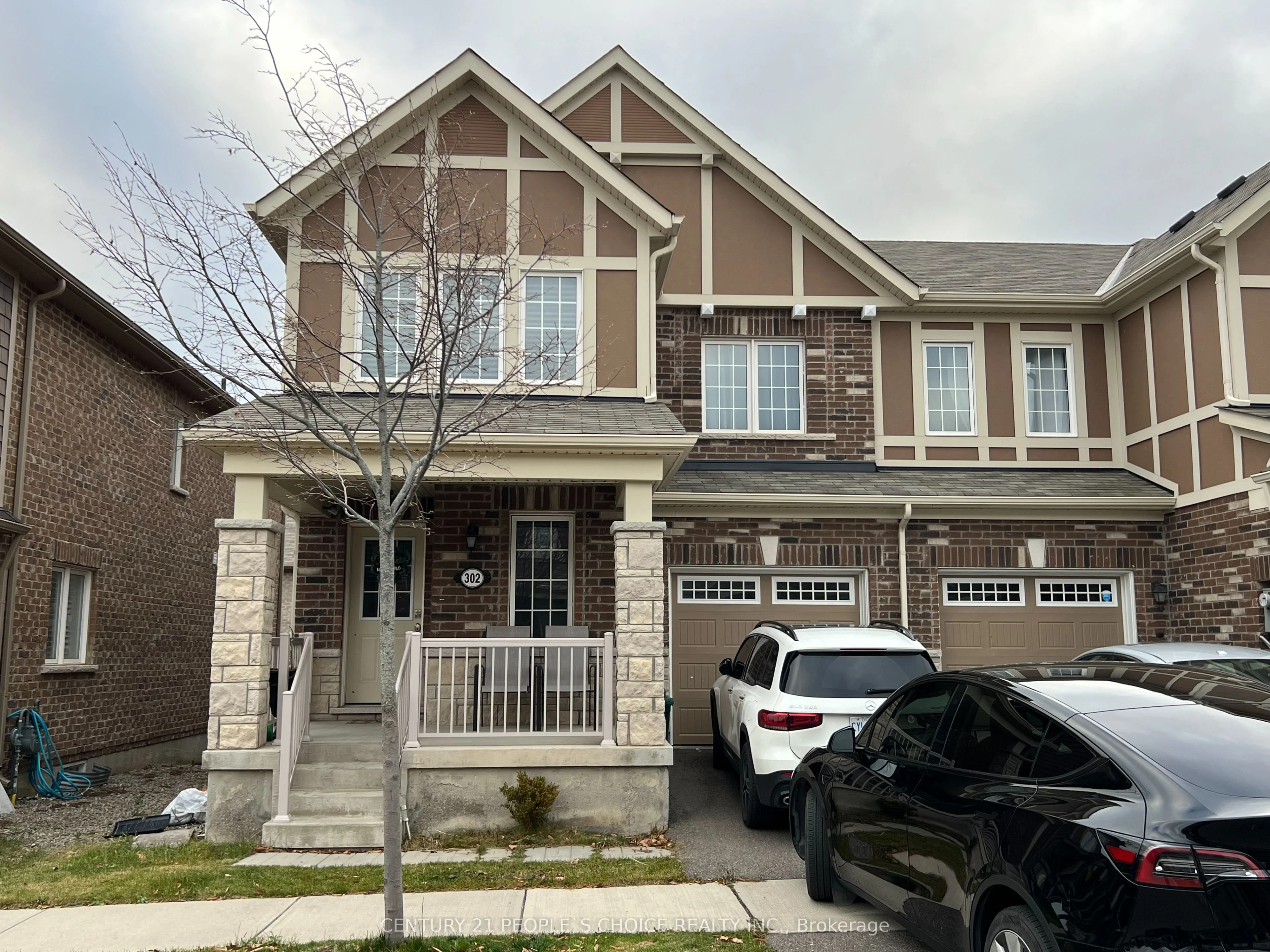 Att/Row/Townhouse in Milton