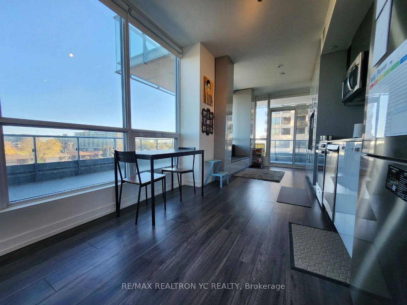 10 De Boers Drive 411, Toronto W05, On M3j 0l6