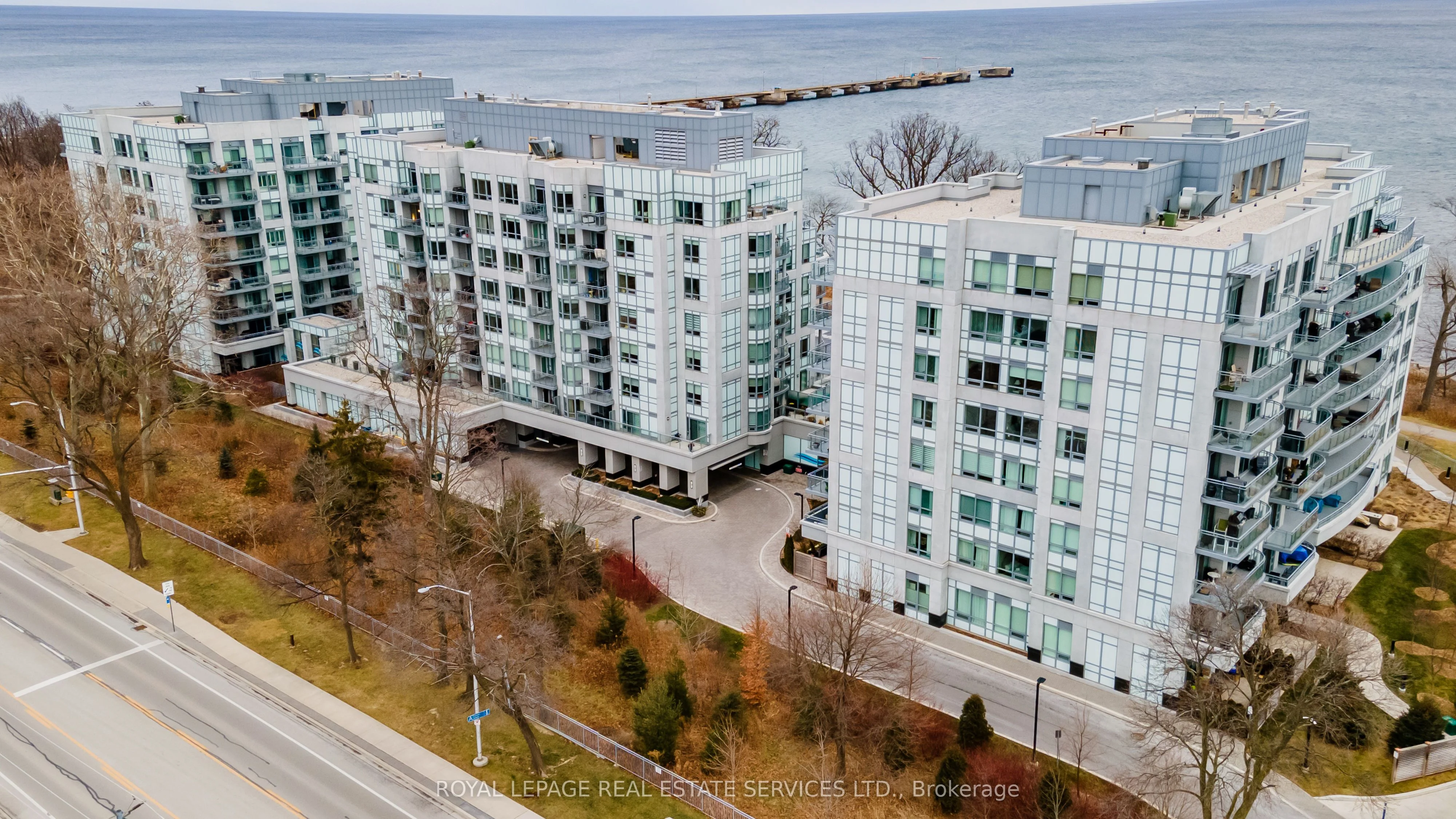 3500 Lakeshore Road W 327, Oakville, On L6l 0b4