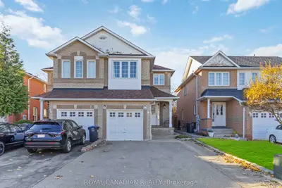 Semi-Detached in Mississauga