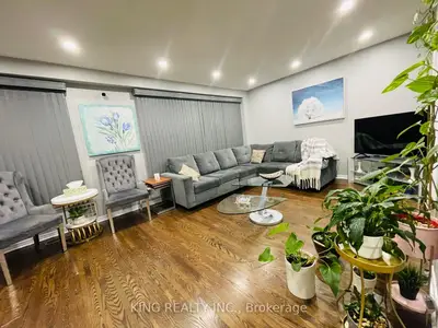 Condo Townhouse in Brampton