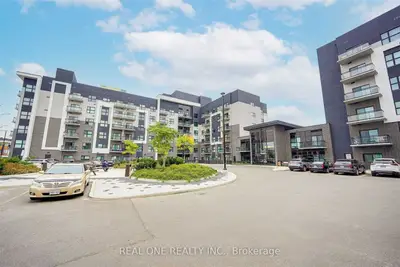 Condo Apartment in Oakville