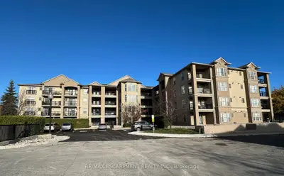 Condo Apartment in Burlington