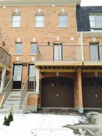 Condo Townhouse in Brampton