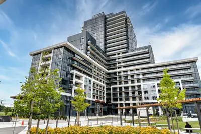 Condo Apartment in Oakville
