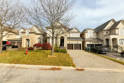 Detached in Brampton