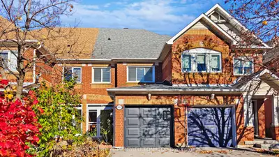 Att/Row/Townhouse in Mississauga