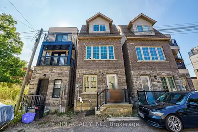 Detached in Toronto