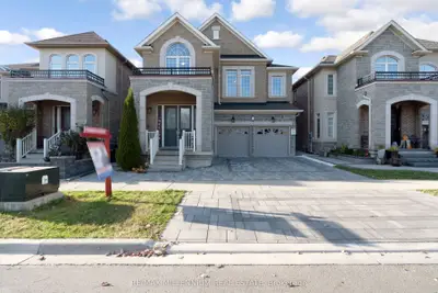 Detached in Brampton