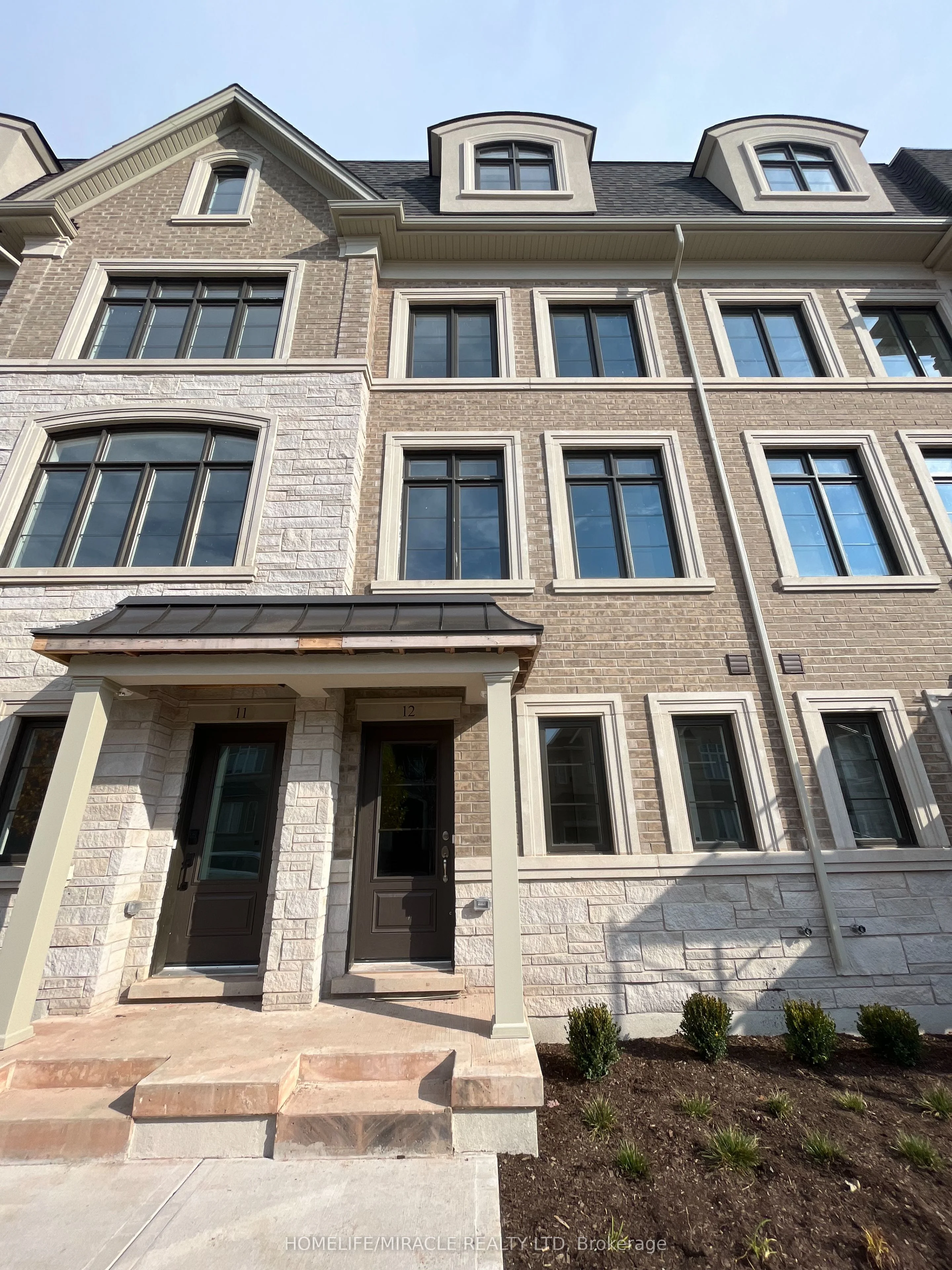 2119 Lillykin Street W #12, Oakville, On L6h 8a5