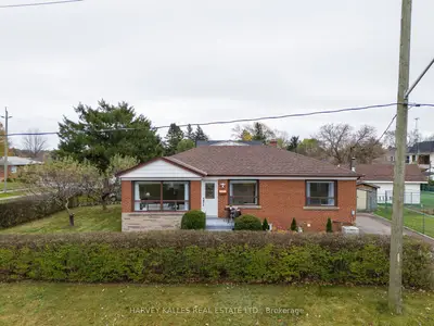 Detached in Oakville