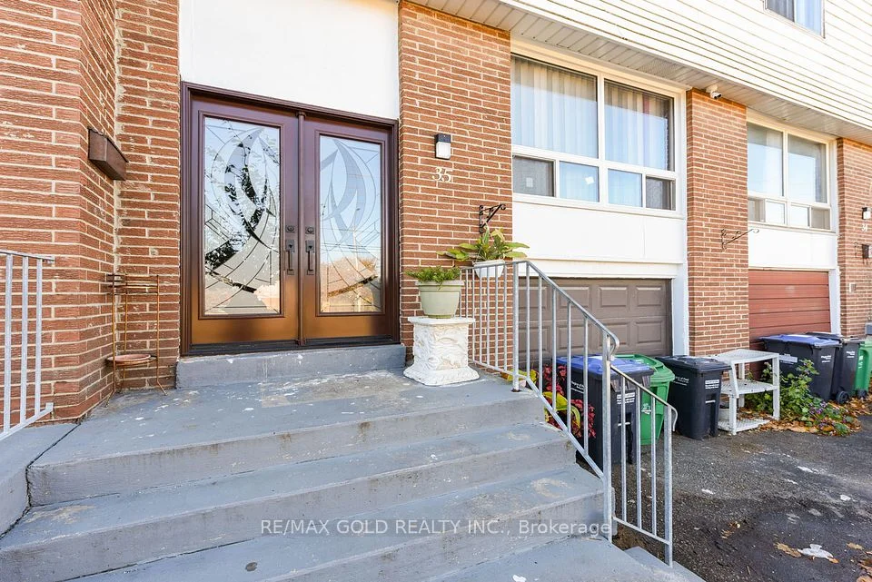7500 Goreway Drive 35, Mississauga, ON L4T 3C7