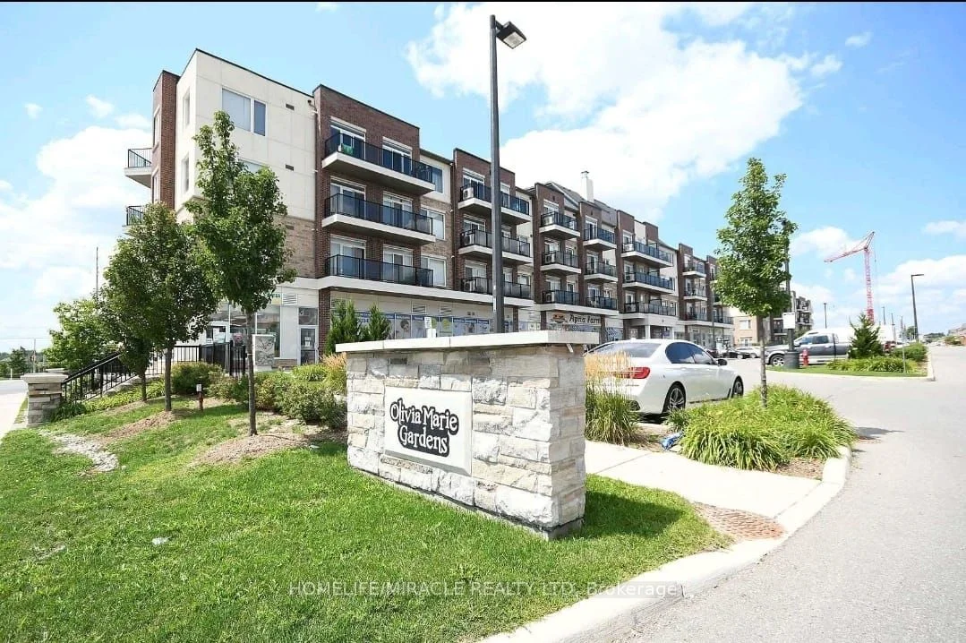 Condo Apartment in Brampton