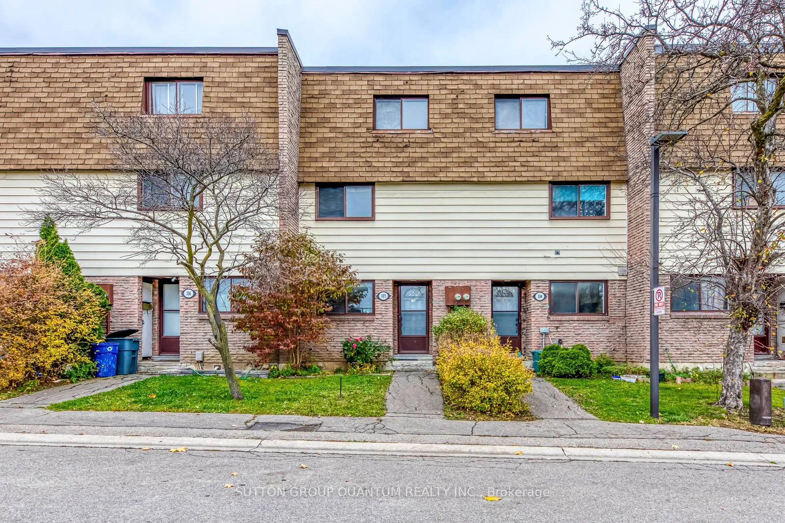 Condo Townhouse in Mississauga