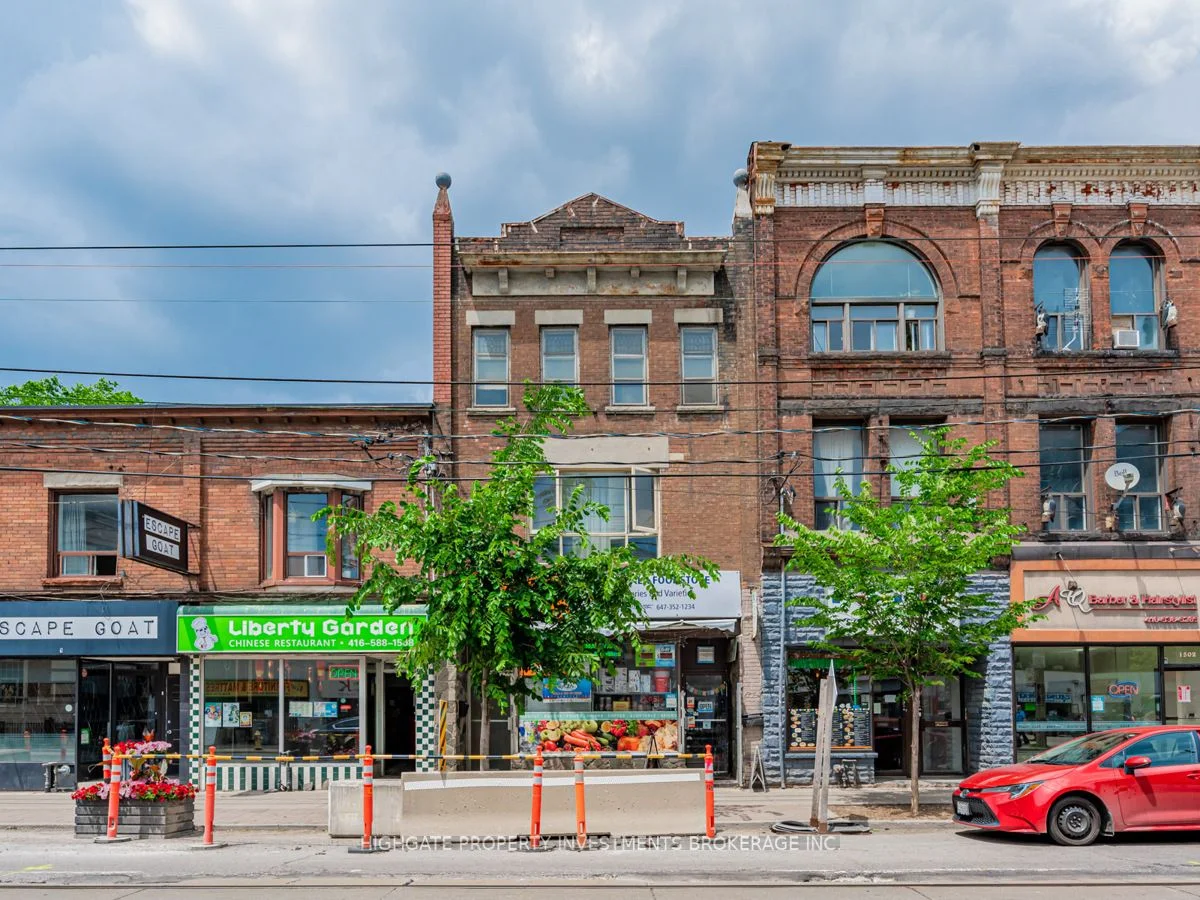 1506 Queen Street W 3, Toronto W01, On M6r 1a4