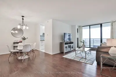 Condo Apartment in Brampton