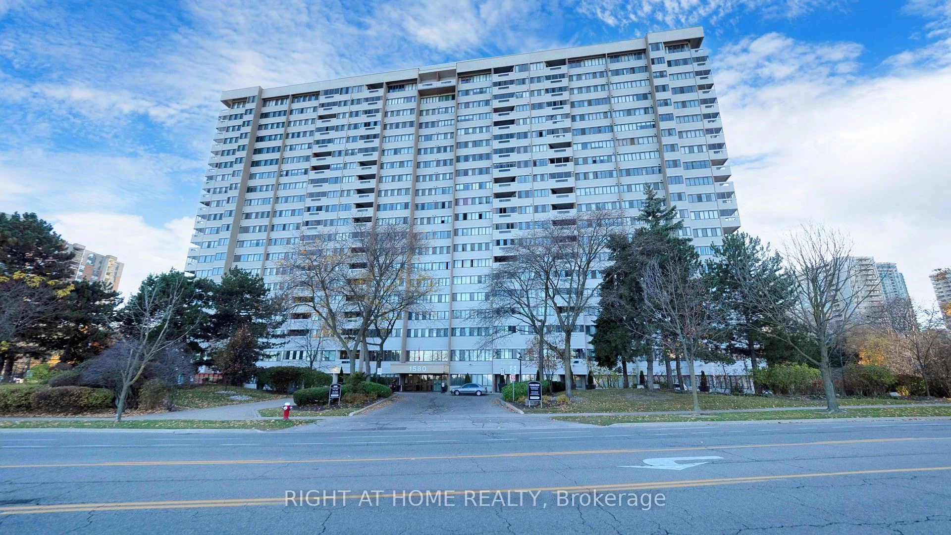 Condo Apartment in Mississauga