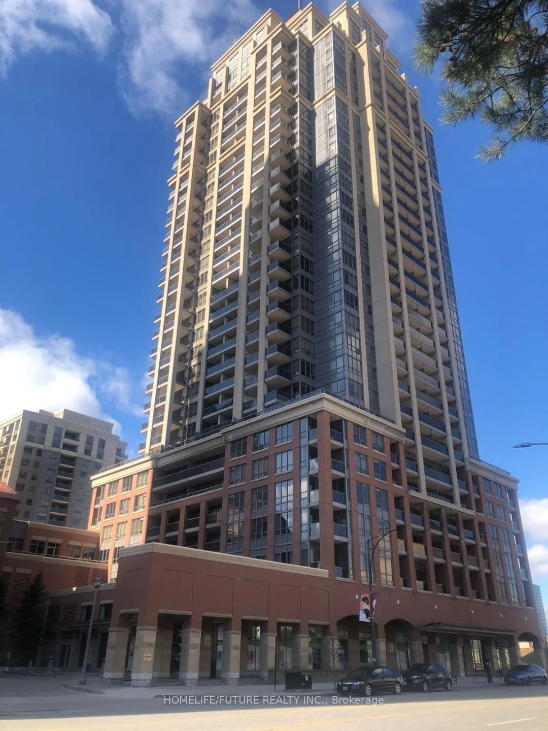 Condo Apartment in Mississauga