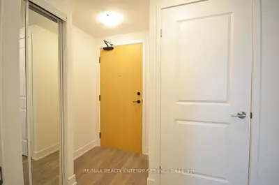 Condo Apartment in Mississauga