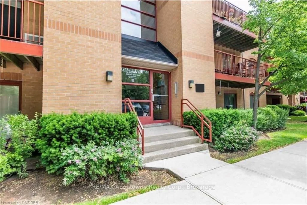 1512 PILGRIMS Way 613, Oakville, ON L6M 3H1