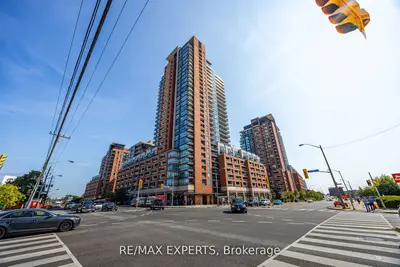 Condo Apartment in Toronto