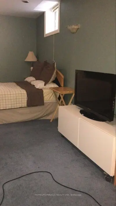 6748 Kazoo Court Apart 1, Mississauga, On L5w 1t5