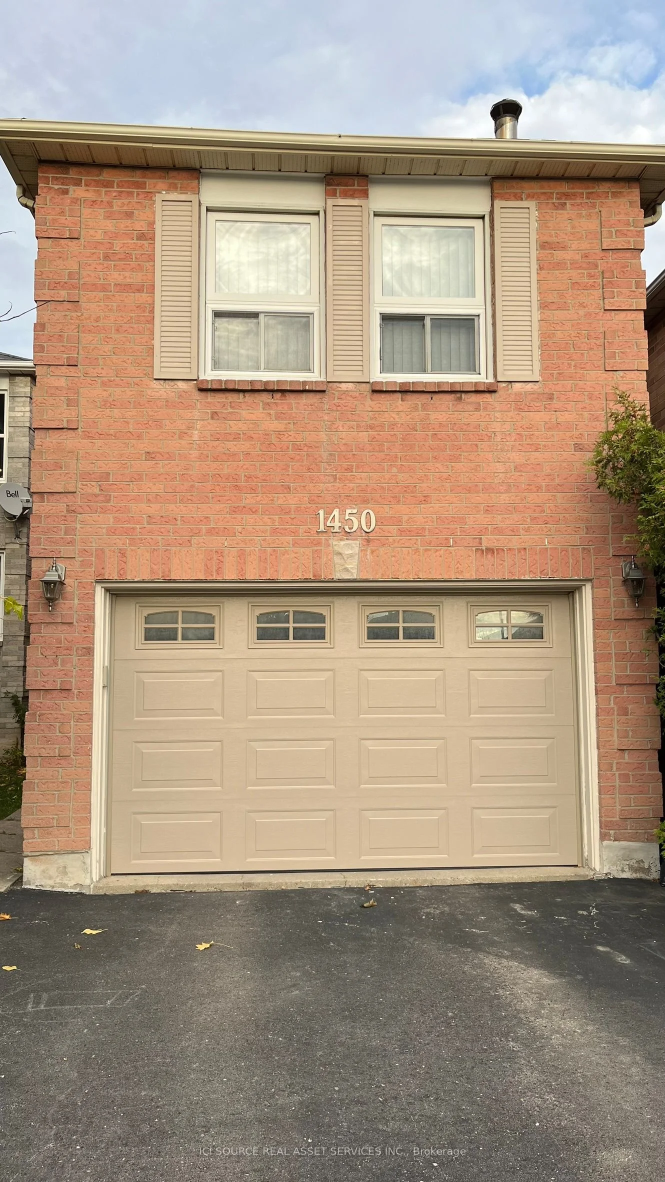 Detached in Oakville