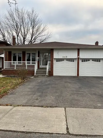 Detached in Brampton