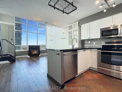 Condo Apartment in Toronto