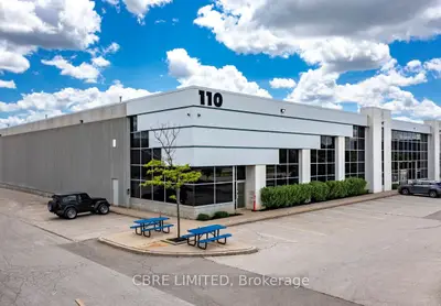 110 Ambassador Drive, Mississauga, On L5g 2x8