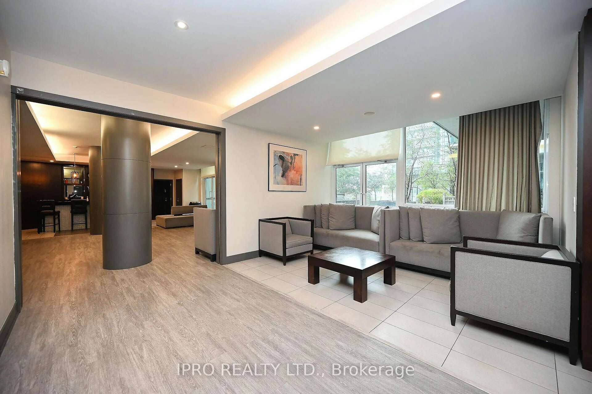 4070 Confederation Parkway 3209, Mississauga, ON L5B 0E9