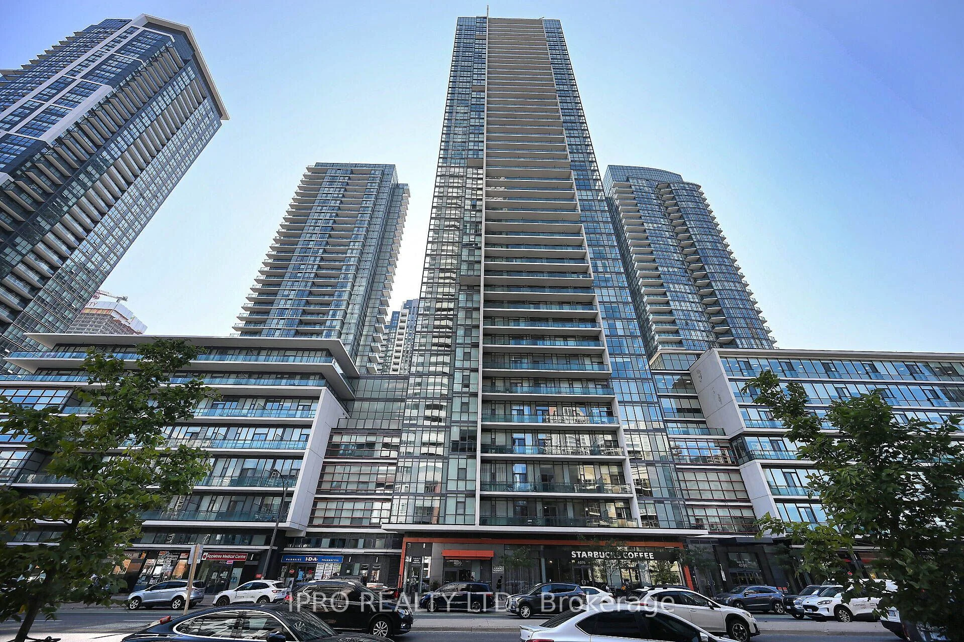 Condo Apartment in Mississauga