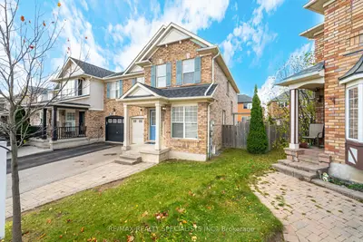 Semi-Detached in Milton