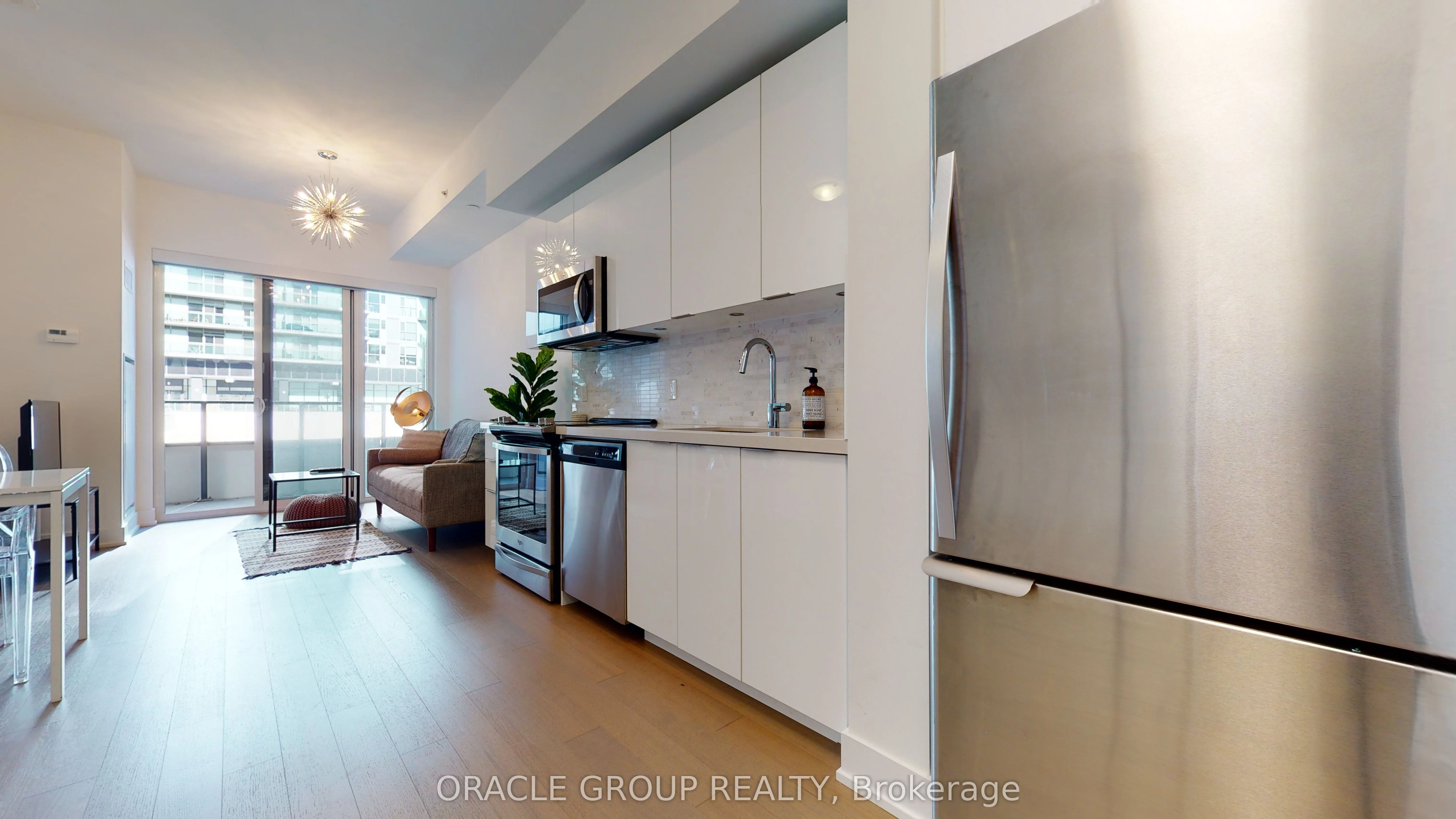 30 Shore Breeze Drive 332, Toronto W06, On M8v 0j1