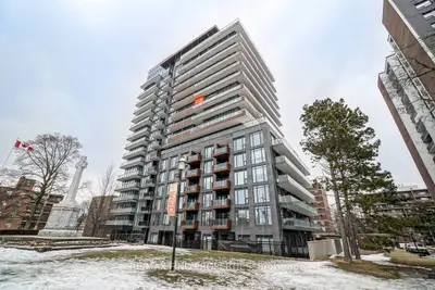 Condo Townhouse in Mississauga