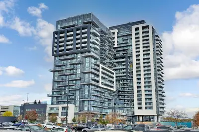 Condo Apartment in Burlington
