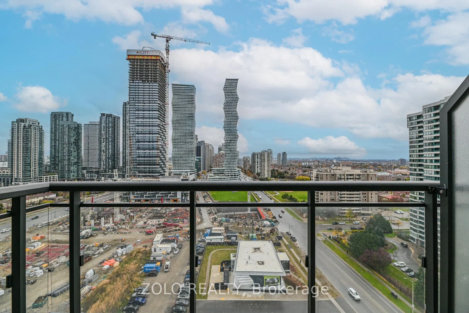 3975 Grand Park Drive W 1510, Mississauga, ON L5K 0K4
