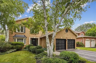 Detached in Oakville