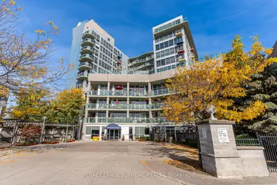 Condo Apartment in Toronto