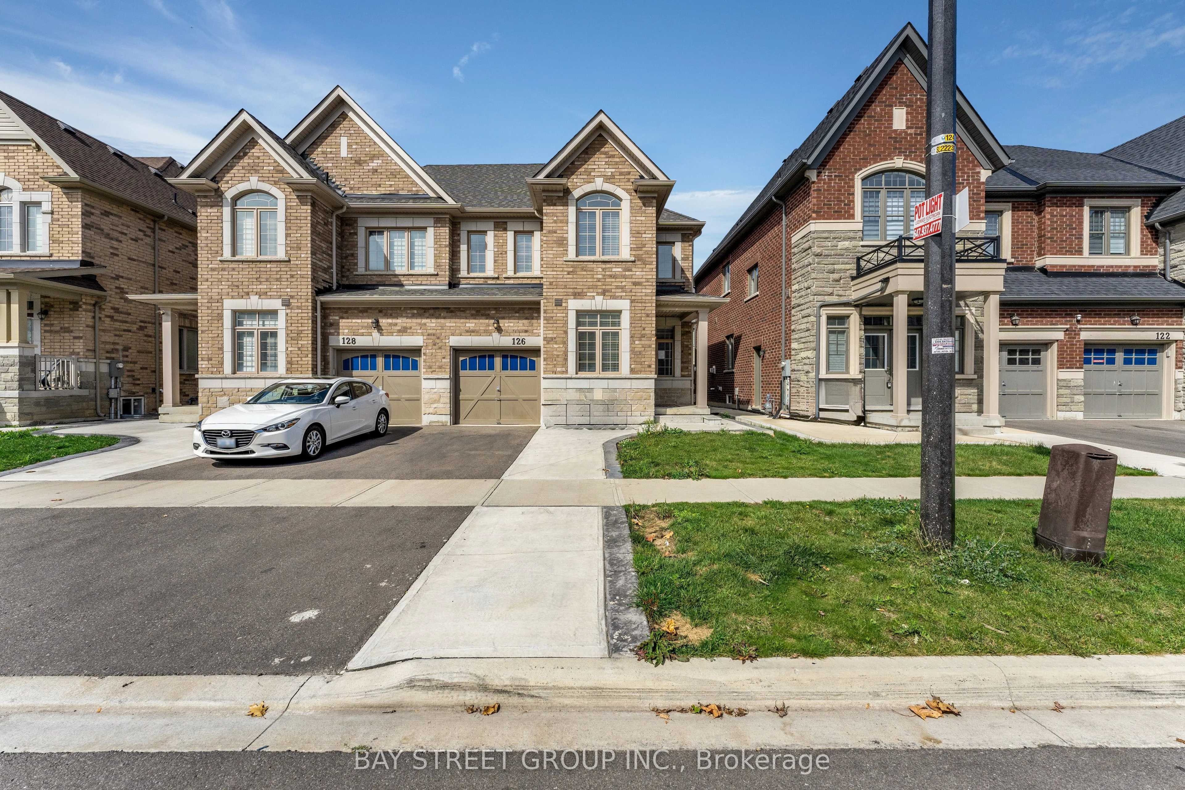 126 Dolobram Trail Main, Brampton, On L7a 4y5