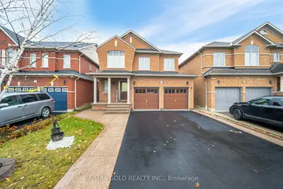 Detached in Brampton