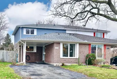 Semi-Detached in Mississauga