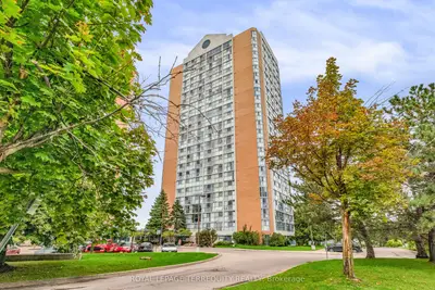 Condo Apartment in Mississauga
