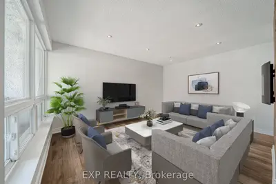 Condo Townhouse in Mississauga